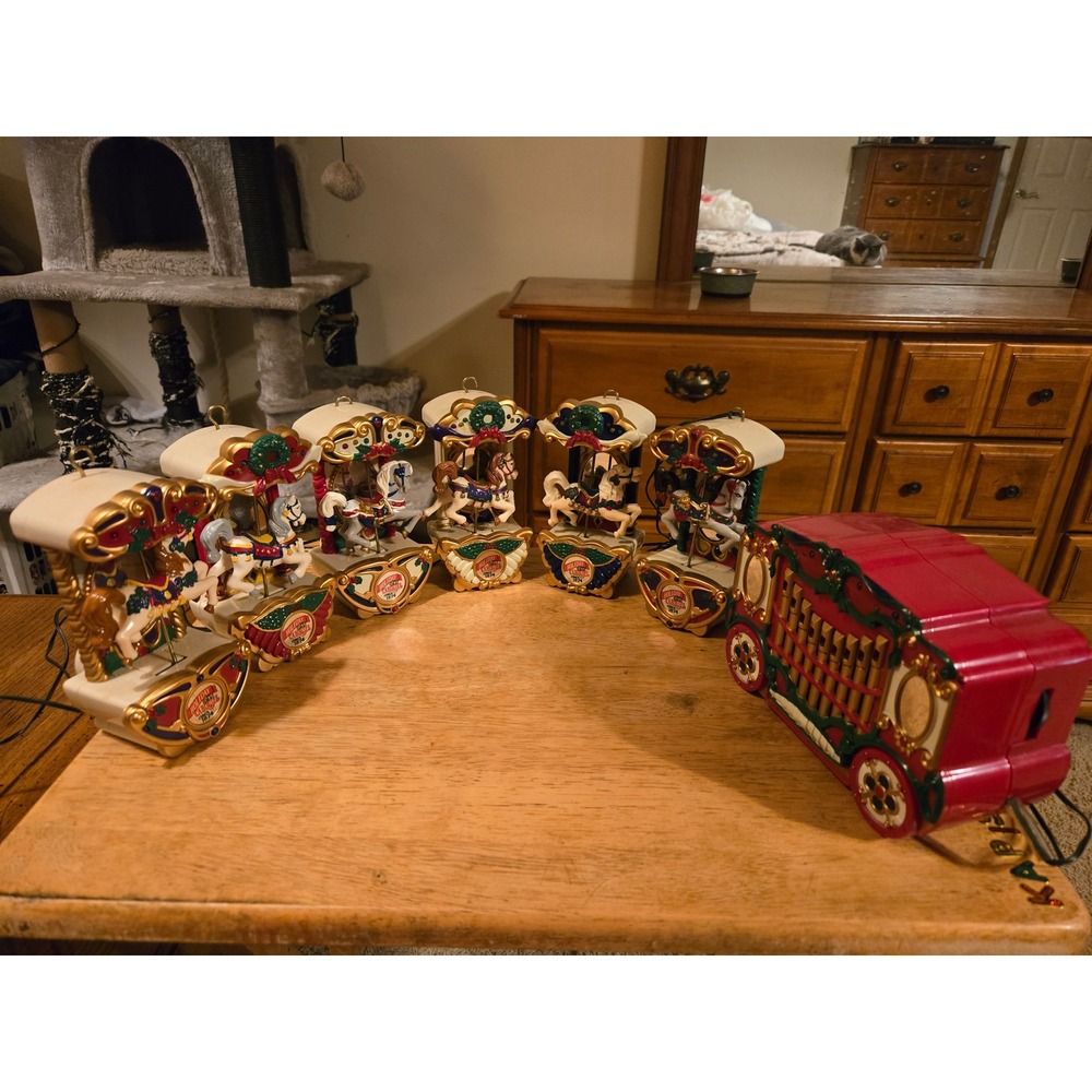 Mr. Christmas Holiday Carousel Circa 1874 Musical Animated 6 Horses Organ Wagon